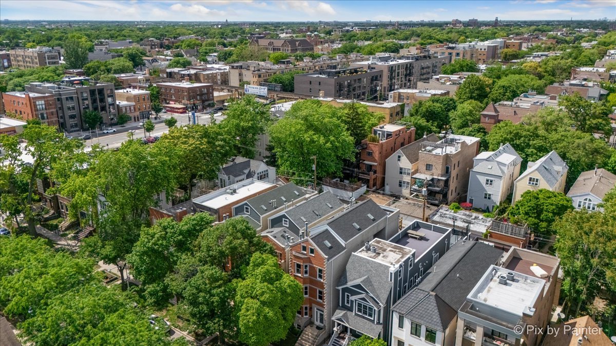 1520 W HENDERSON Street Unit: 1