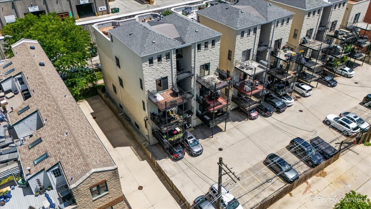 2756 N Wolcott Avenue Unit: 1S