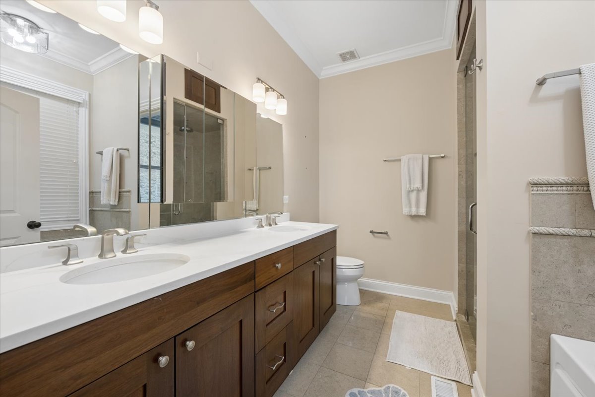 1130 W Diversey Parkway Unit: 4W