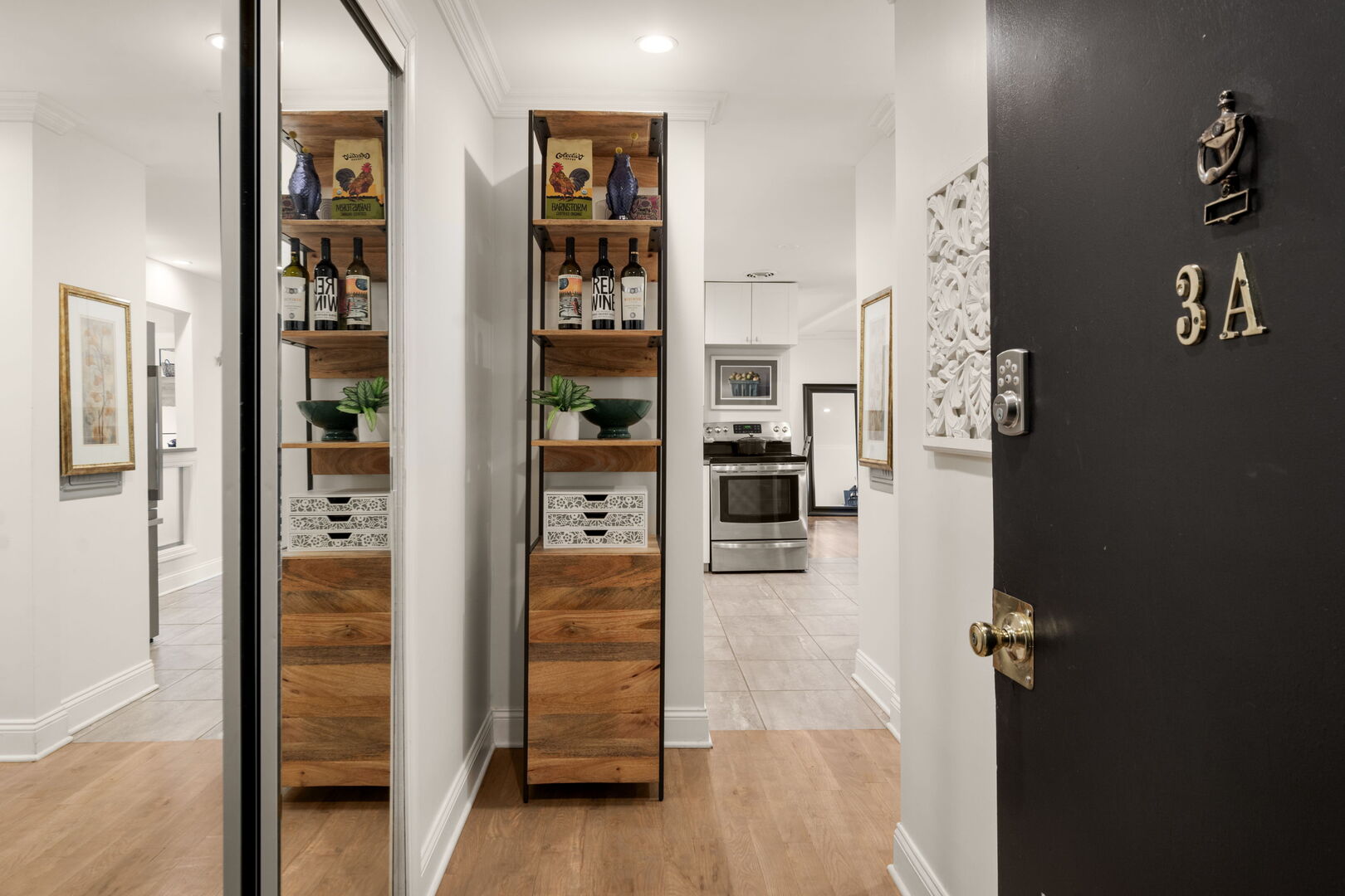 6121 N Sheridan Road Unit: 3A
