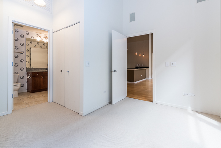 1735 N Paulina Street Unit: 206