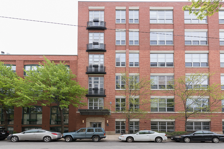 1735 N Paulina Street Unit: 206