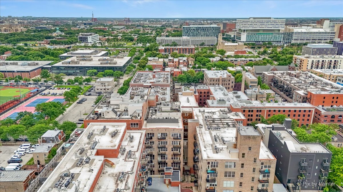 1500 W MONROE Street Unit: 422