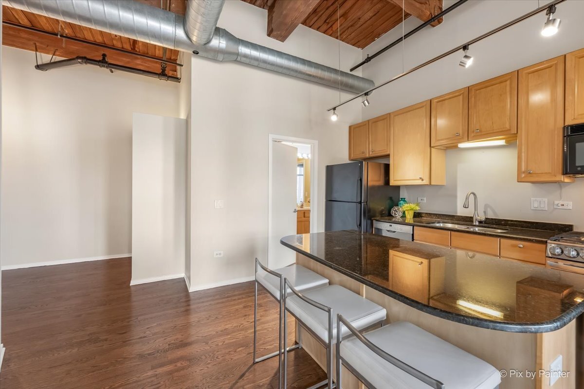 1500 W MONROE Street Unit: 422