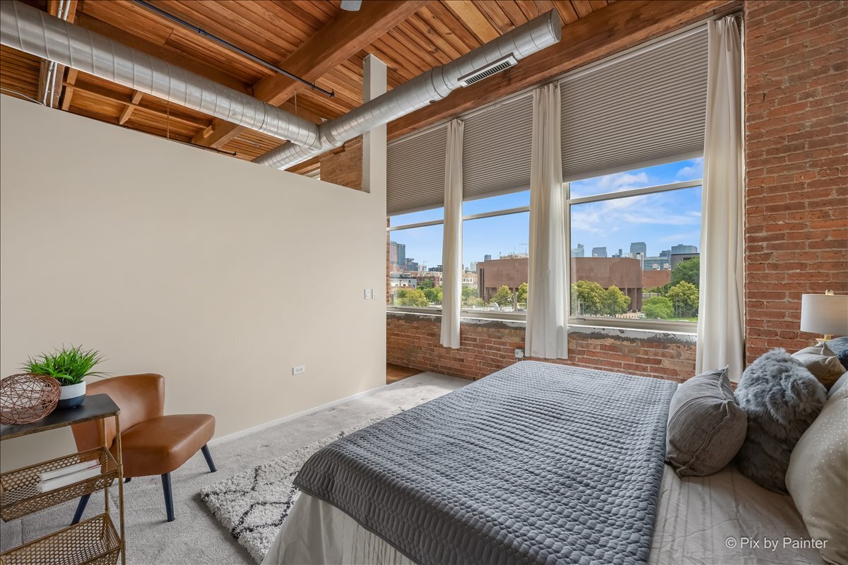 1500 W MONROE Street Unit: 422