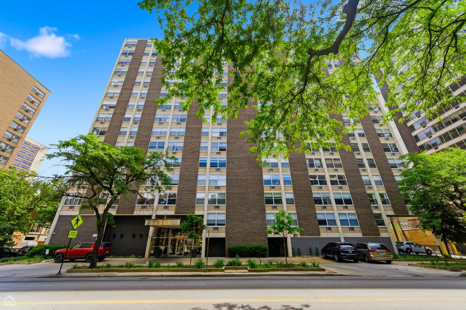 3033 N Sheridan Road Unit: 1609