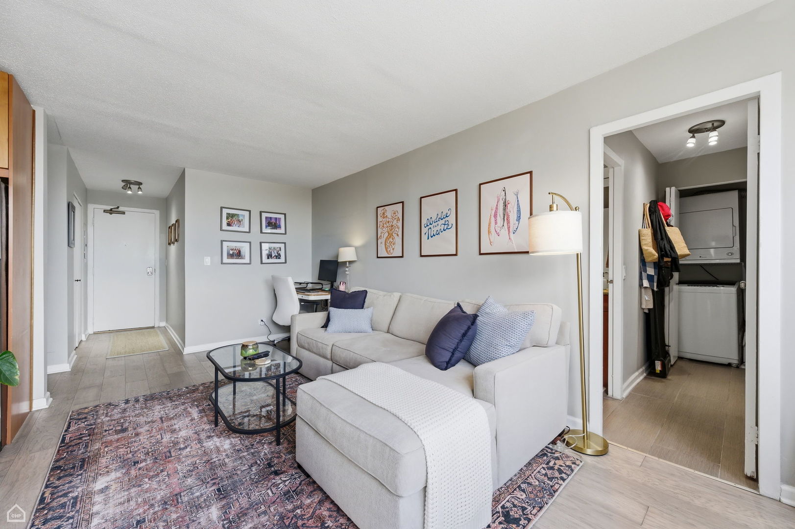 3033 N Sheridan Road Unit: 1609