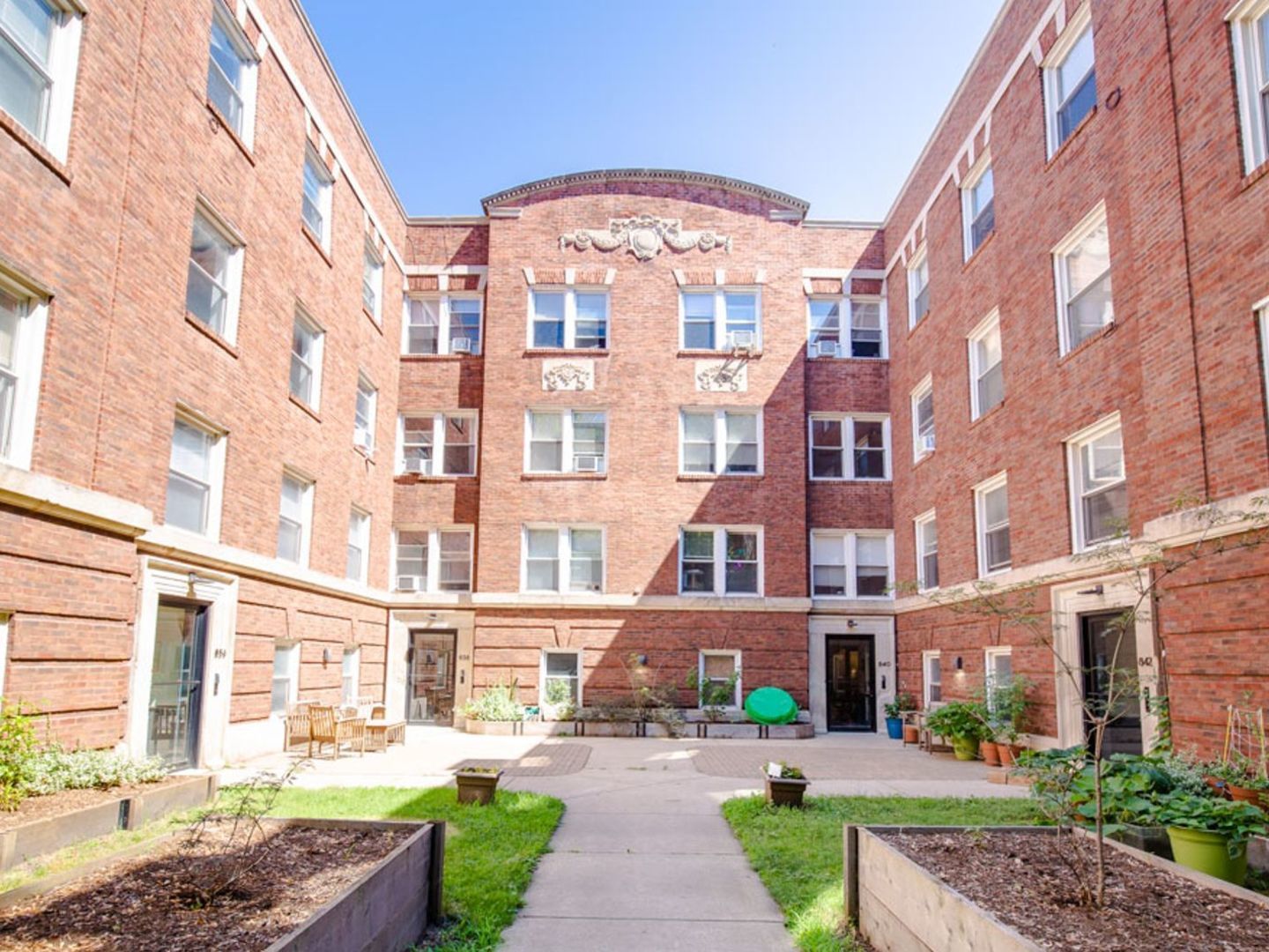 836 E 53rd Street Unit: 3N