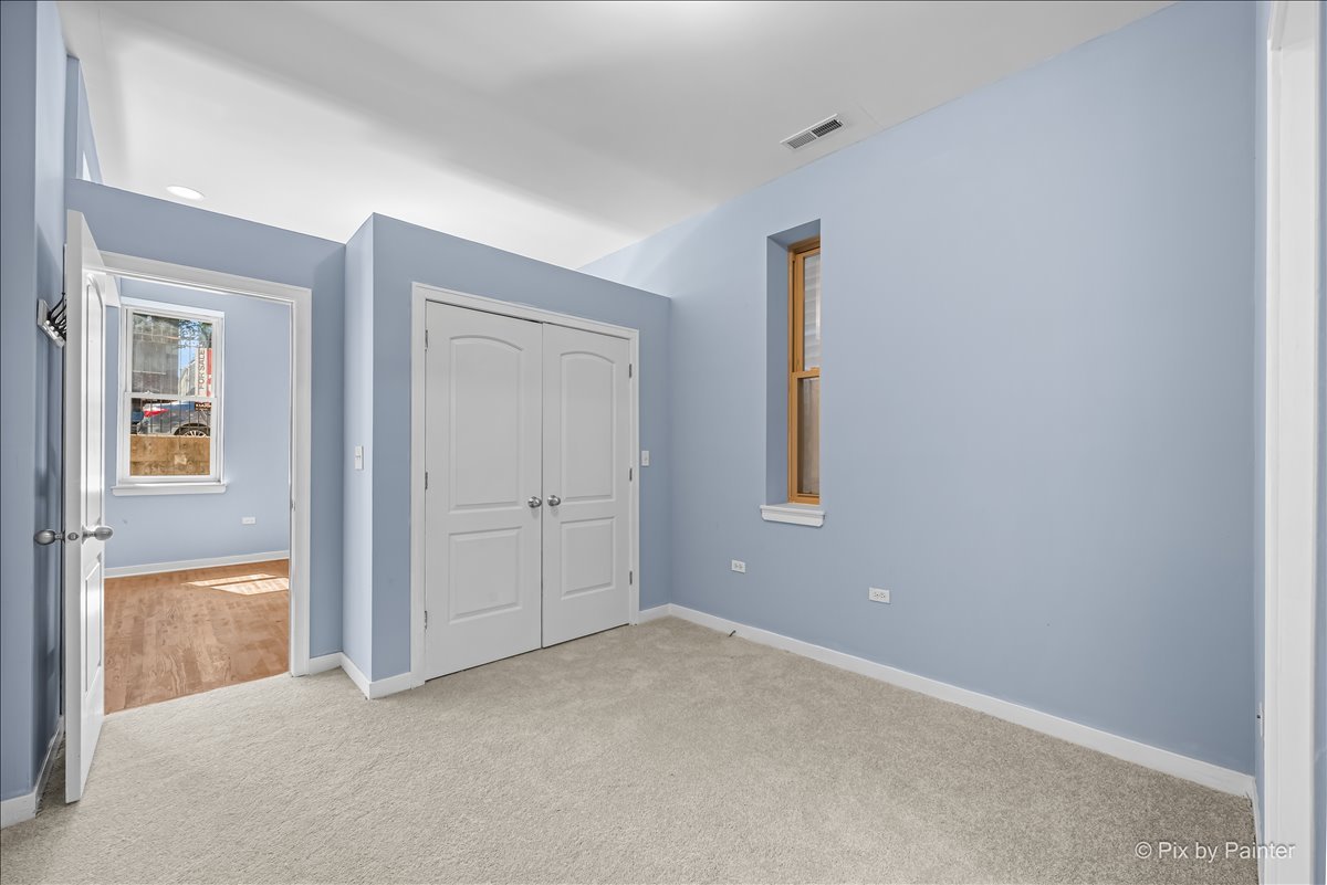 1347 N Greenview Avenue Unit: 1F