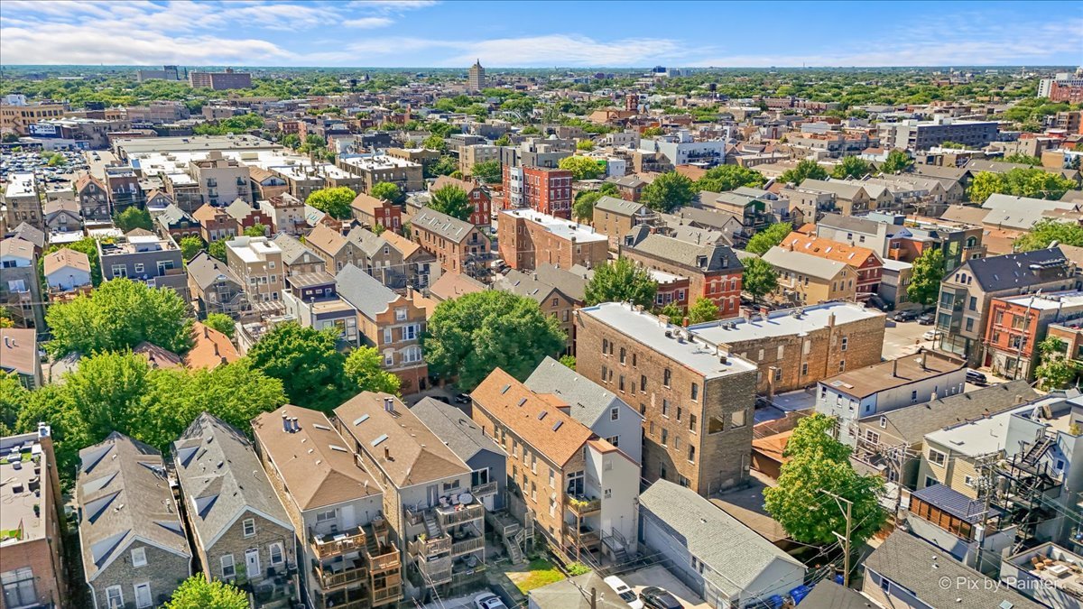 1347 N Greenview Avenue Unit: 1F