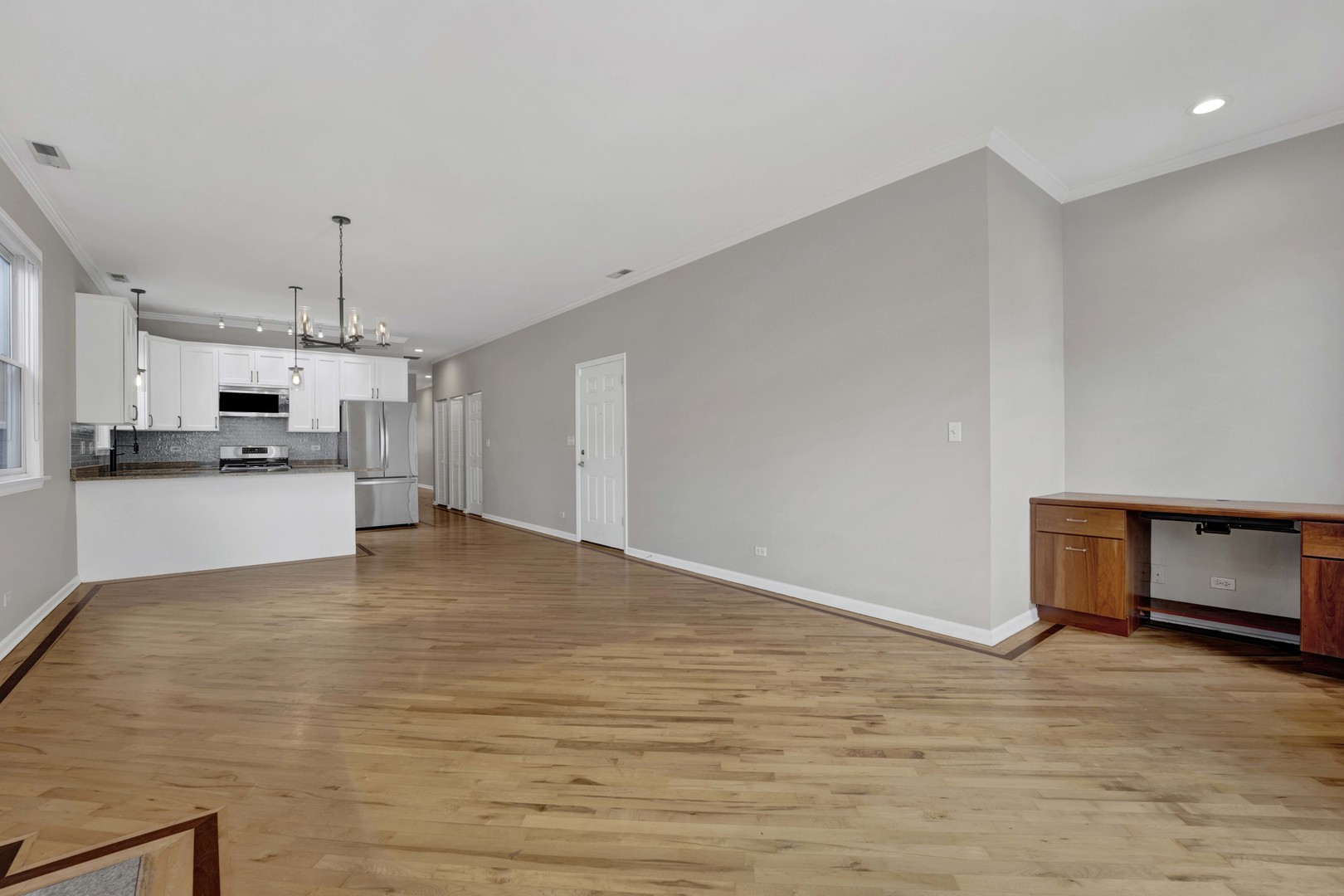 1517 W Fry Street Unit: 2