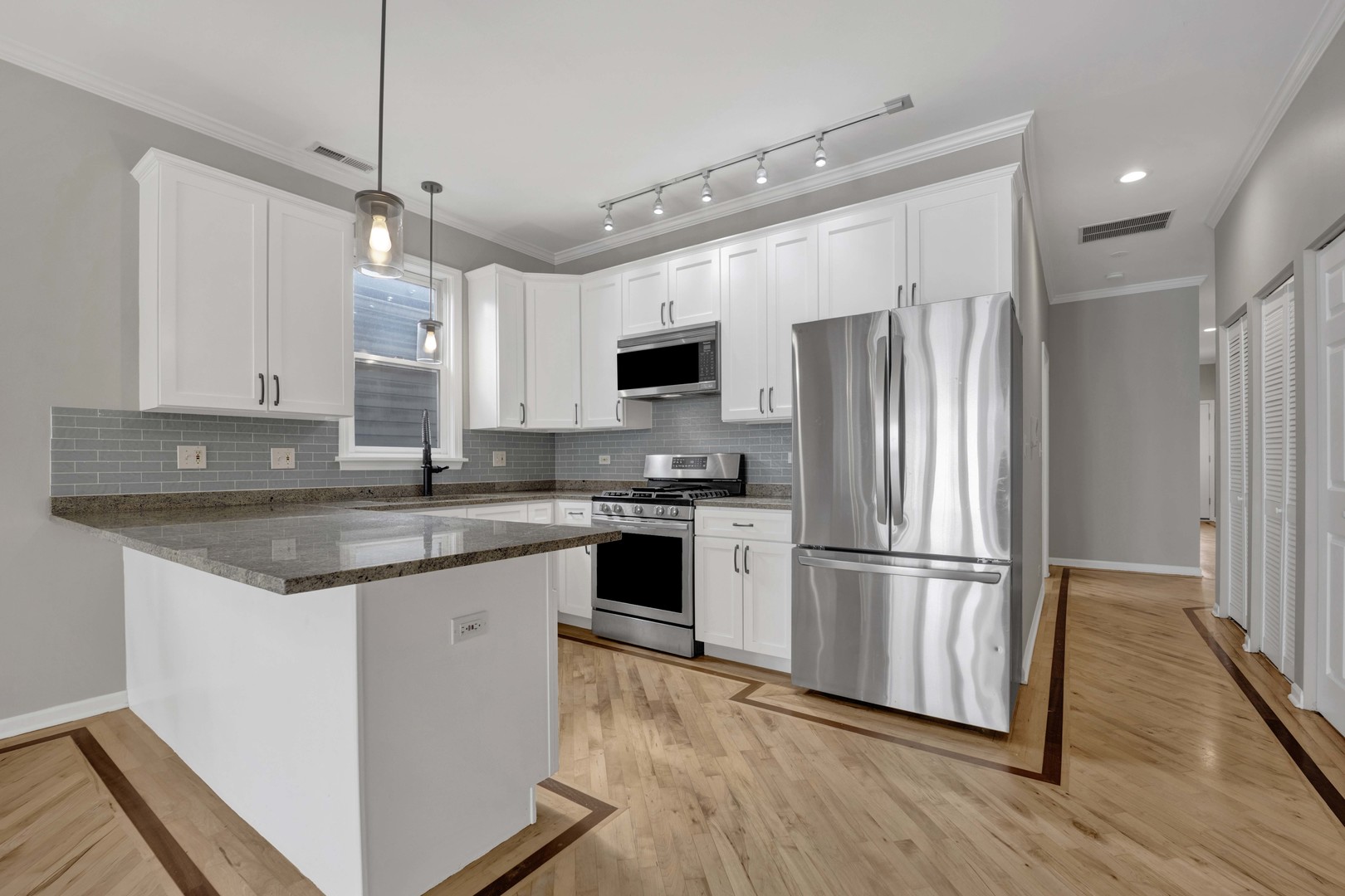 1517 W Fry Street Unit: 2