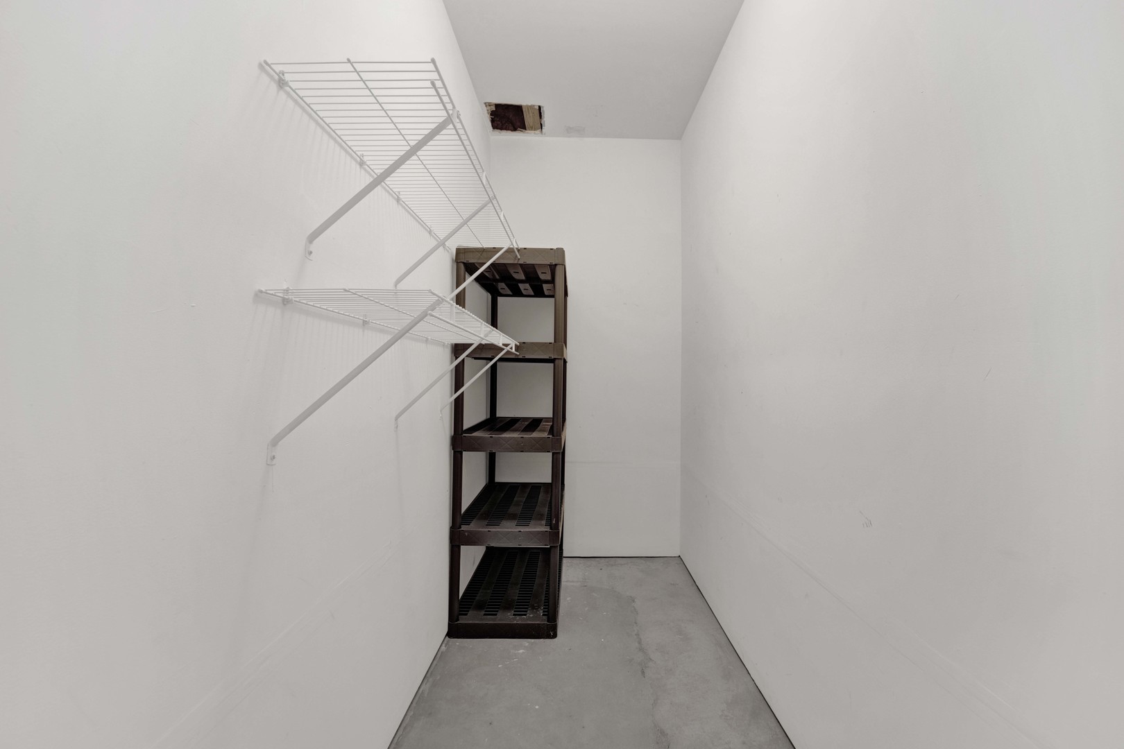 1517 W Fry Street Unit: 2