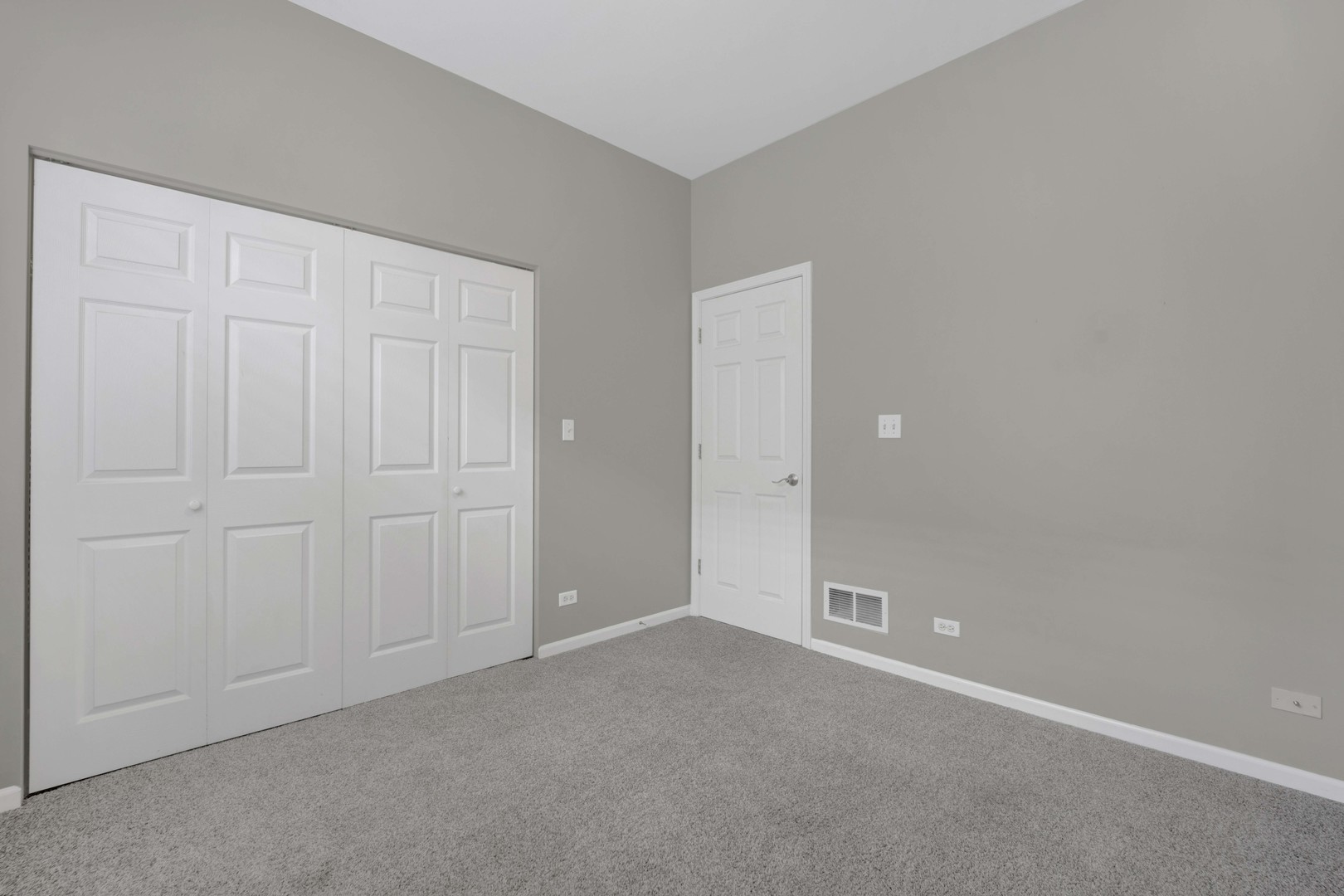 1517 W Fry Street Unit: 2