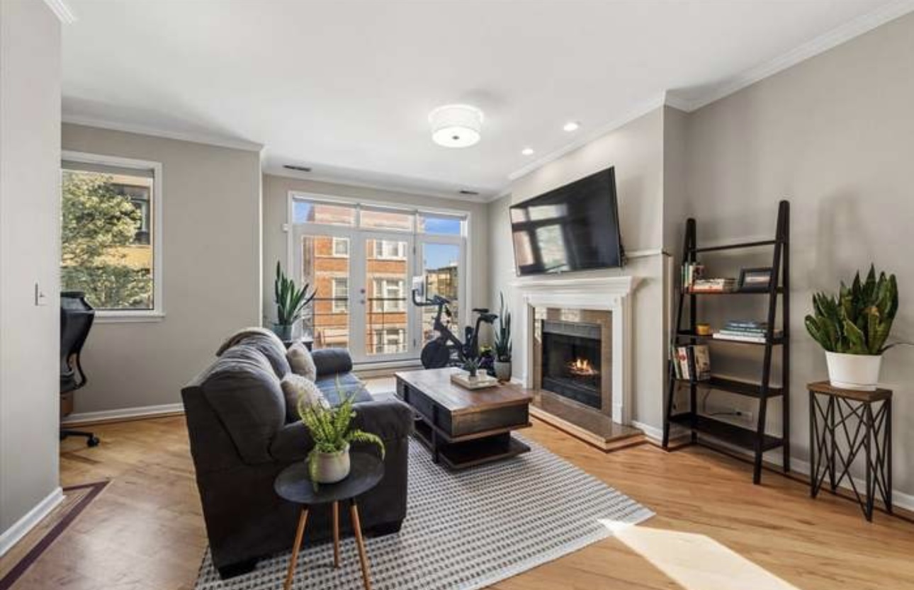 1517 W Fry Street Unit: 2