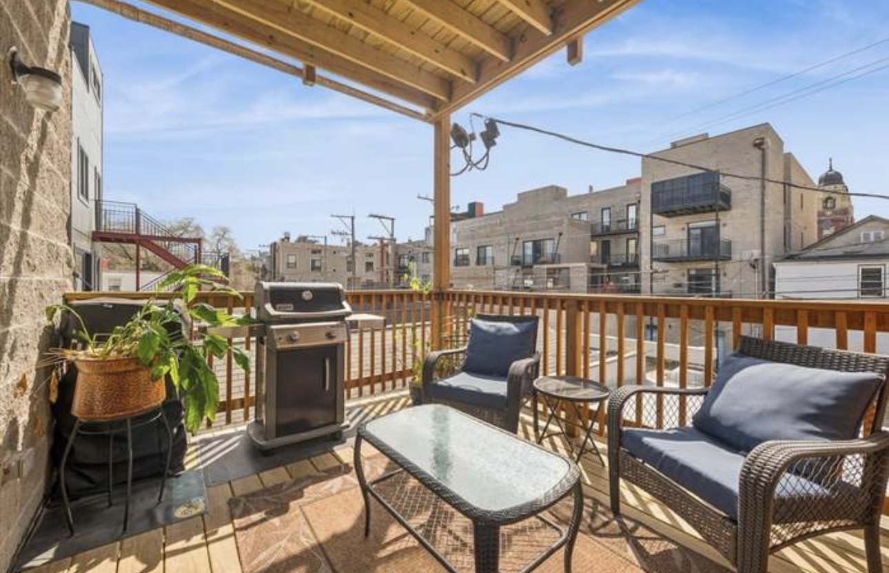1517 W Fry Street Unit: 2