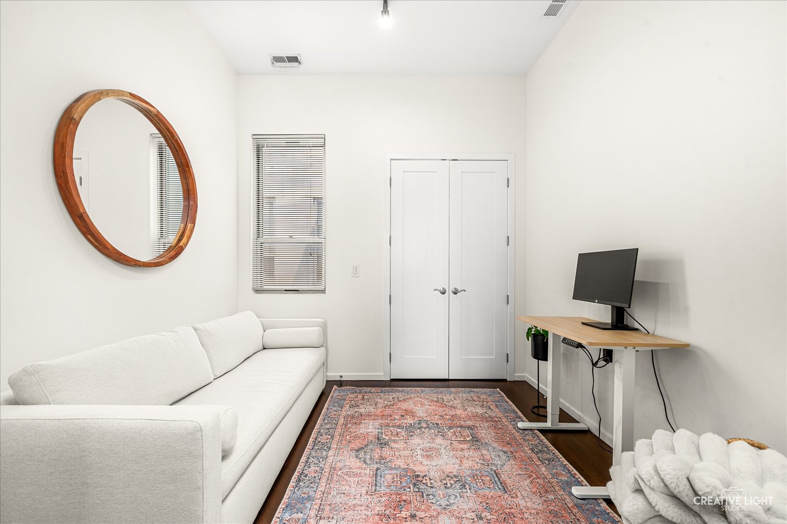 1725 N Western Avenue Unit: 4