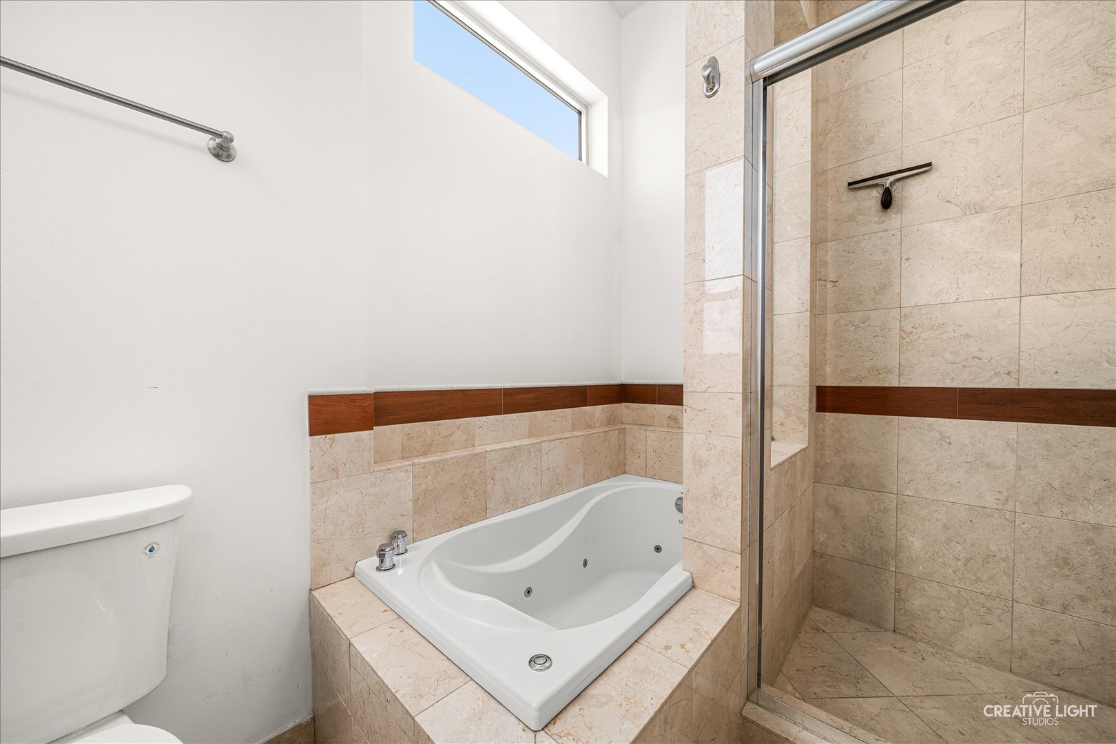 1725 N Western Avenue Unit: 4