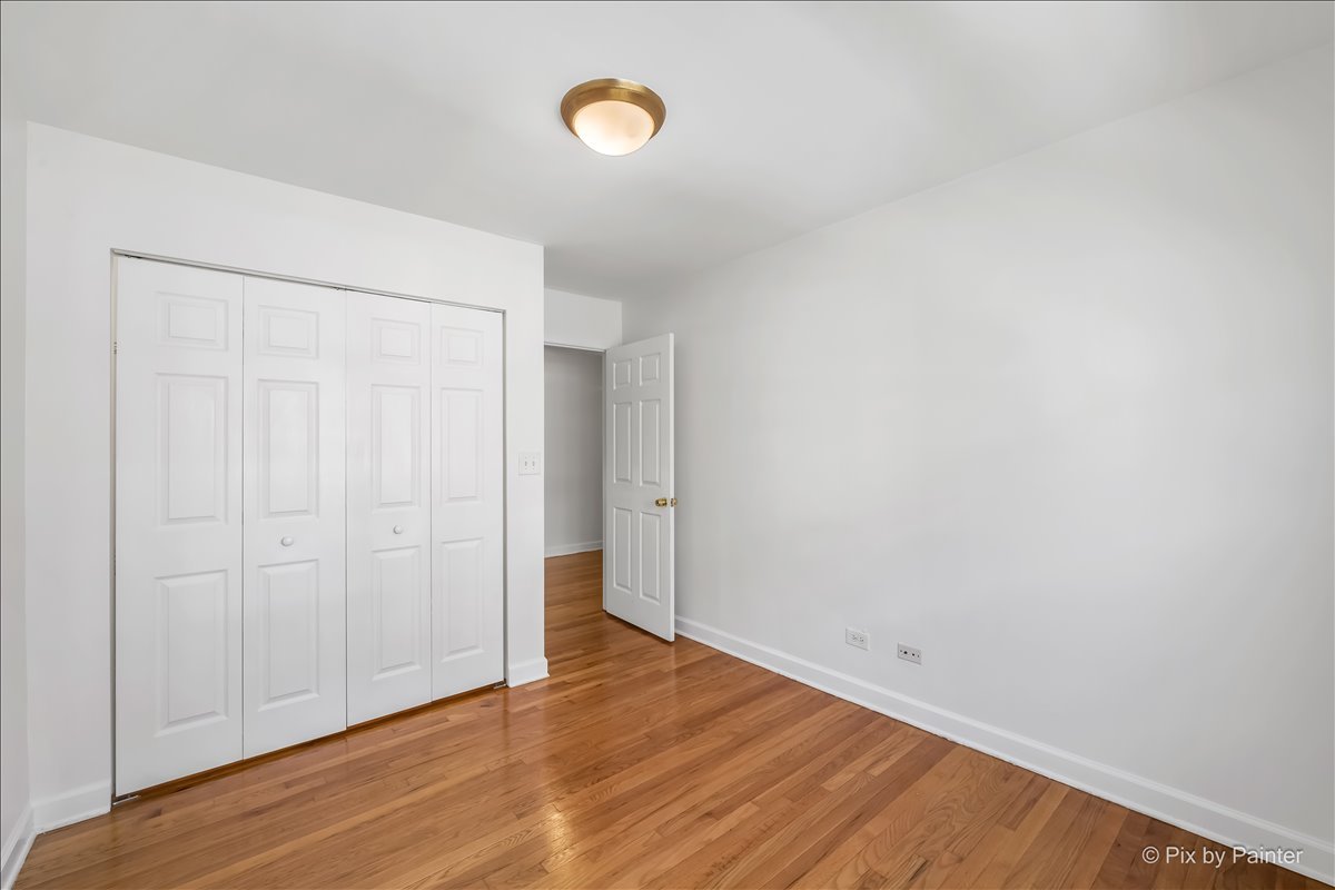 6421 N Damen Avenue Unit: 2W