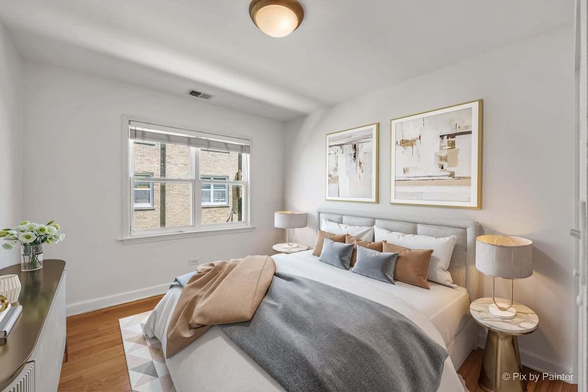6421 N Damen Avenue Unit: 2W