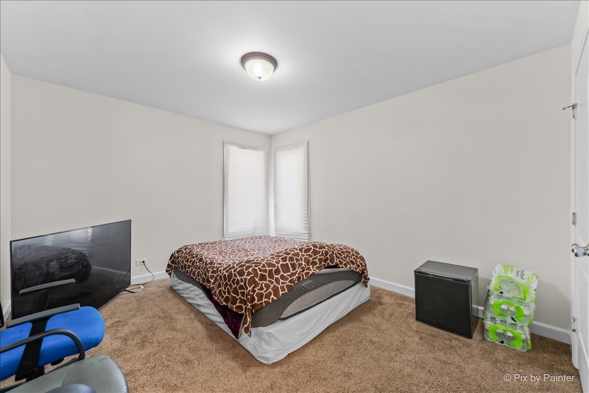 21428 W Crescent Drive