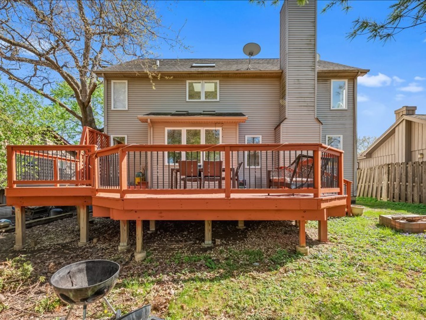 21428 W Crescent Drive