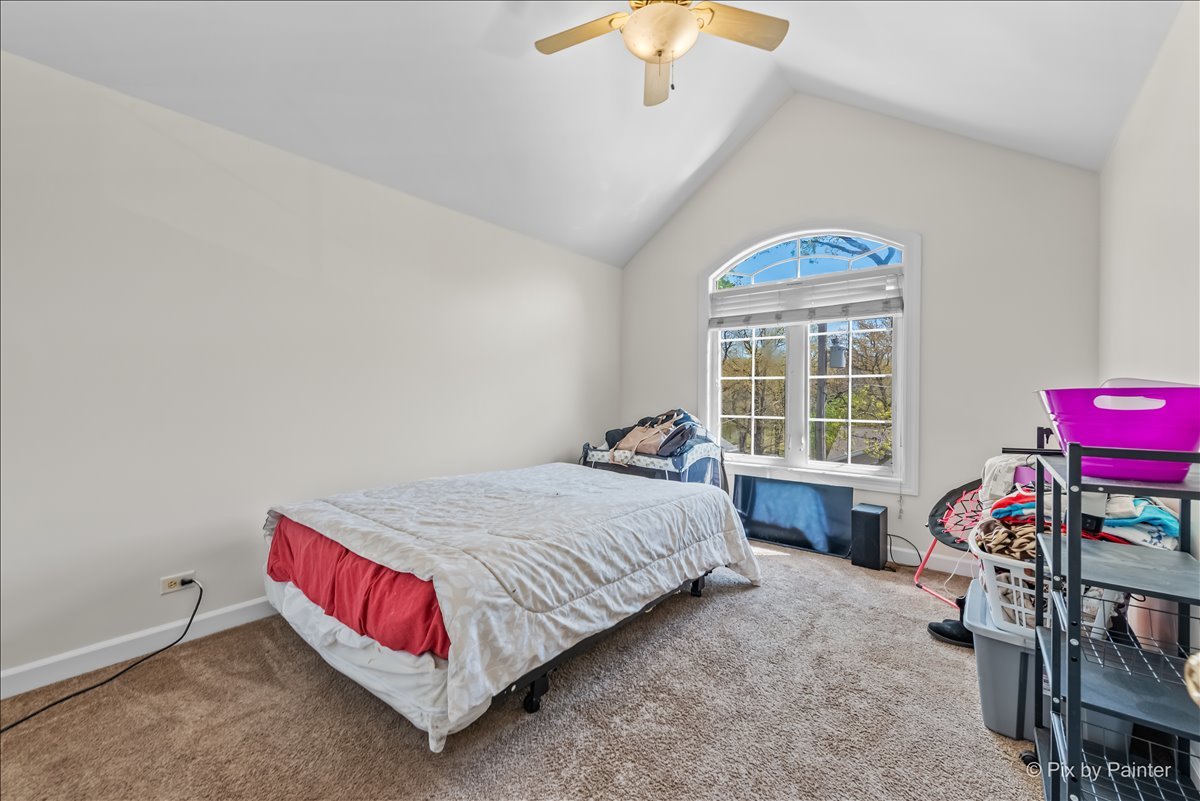 21428 W Crescent Drive