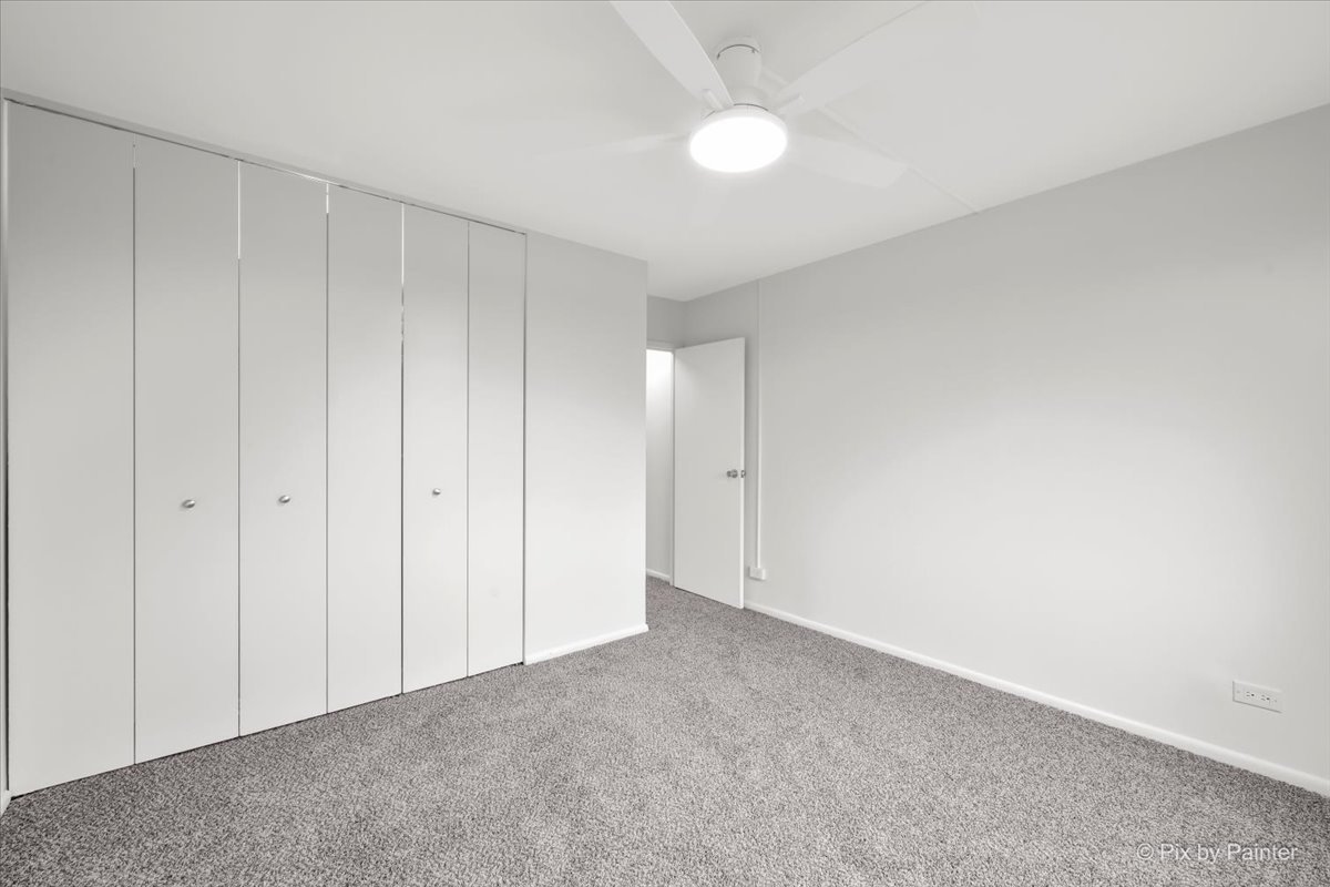 6933 N Kedzie Avenue Unit: 405
