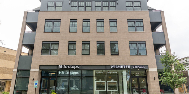 1121 Greenleaf Avenue Unit: 304