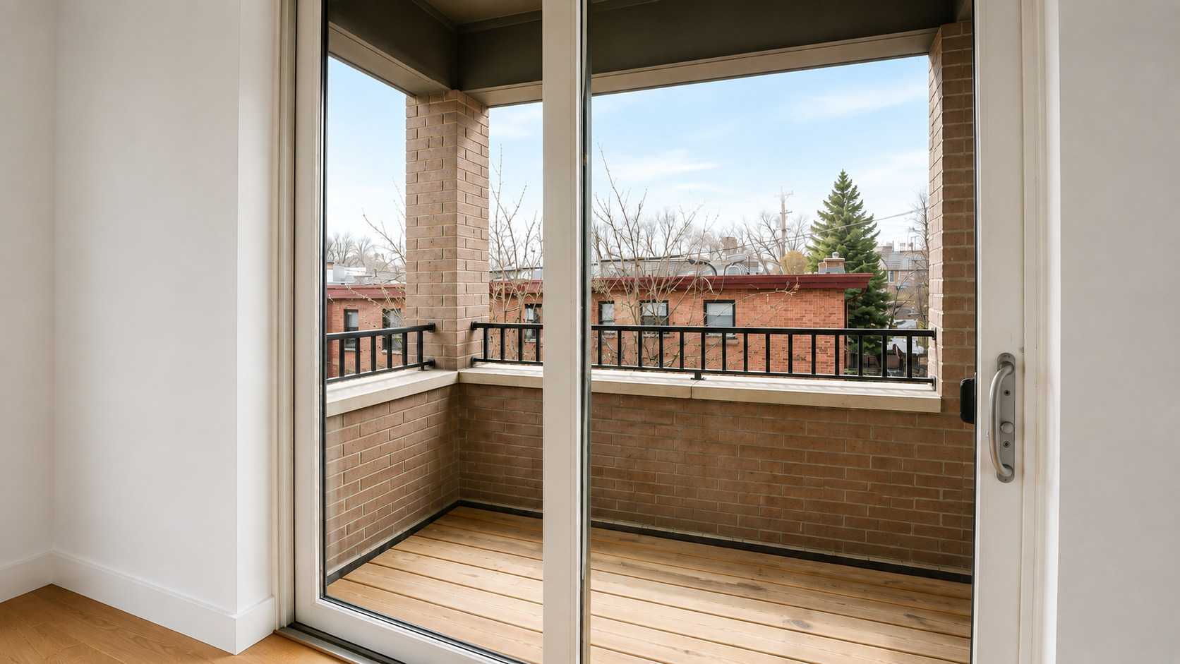 1121 Greenleaf Avenue Unit: 304