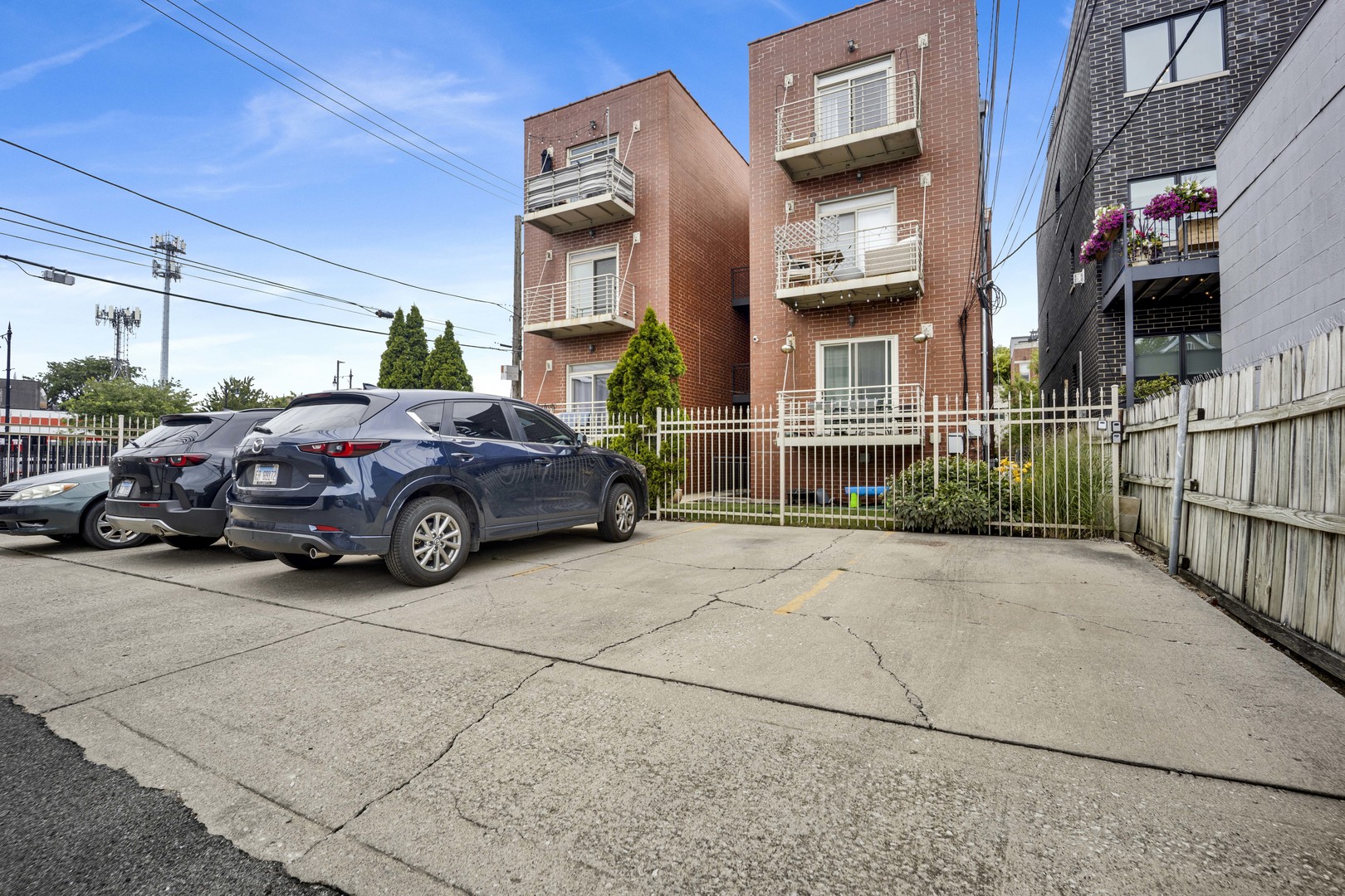 1615 N Campbell Avenue Unit: 1S