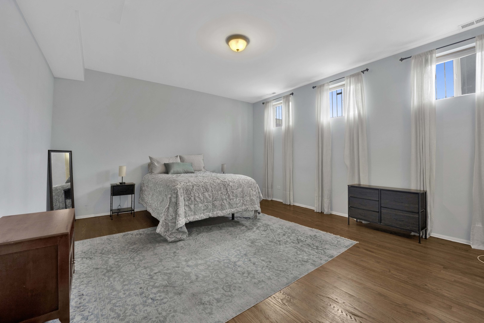 1615 N Campbell Avenue Unit: 1S