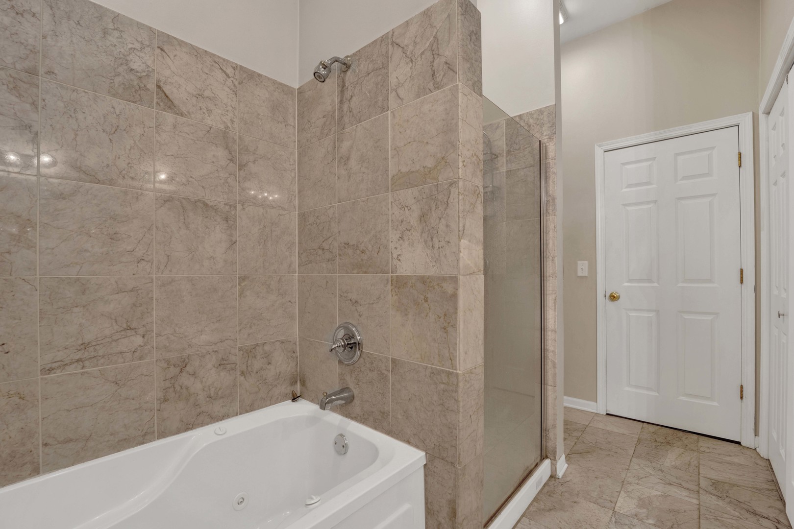 1615 N Campbell Avenue Unit: 1S
