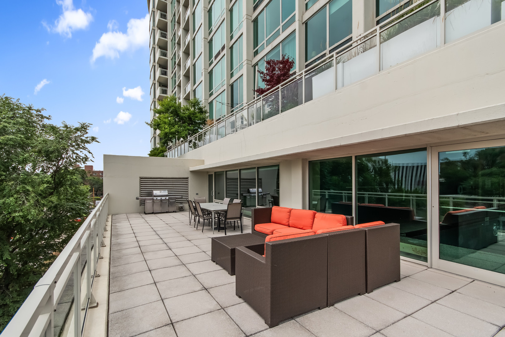 1570 Elmwood Avenue Unit: 705