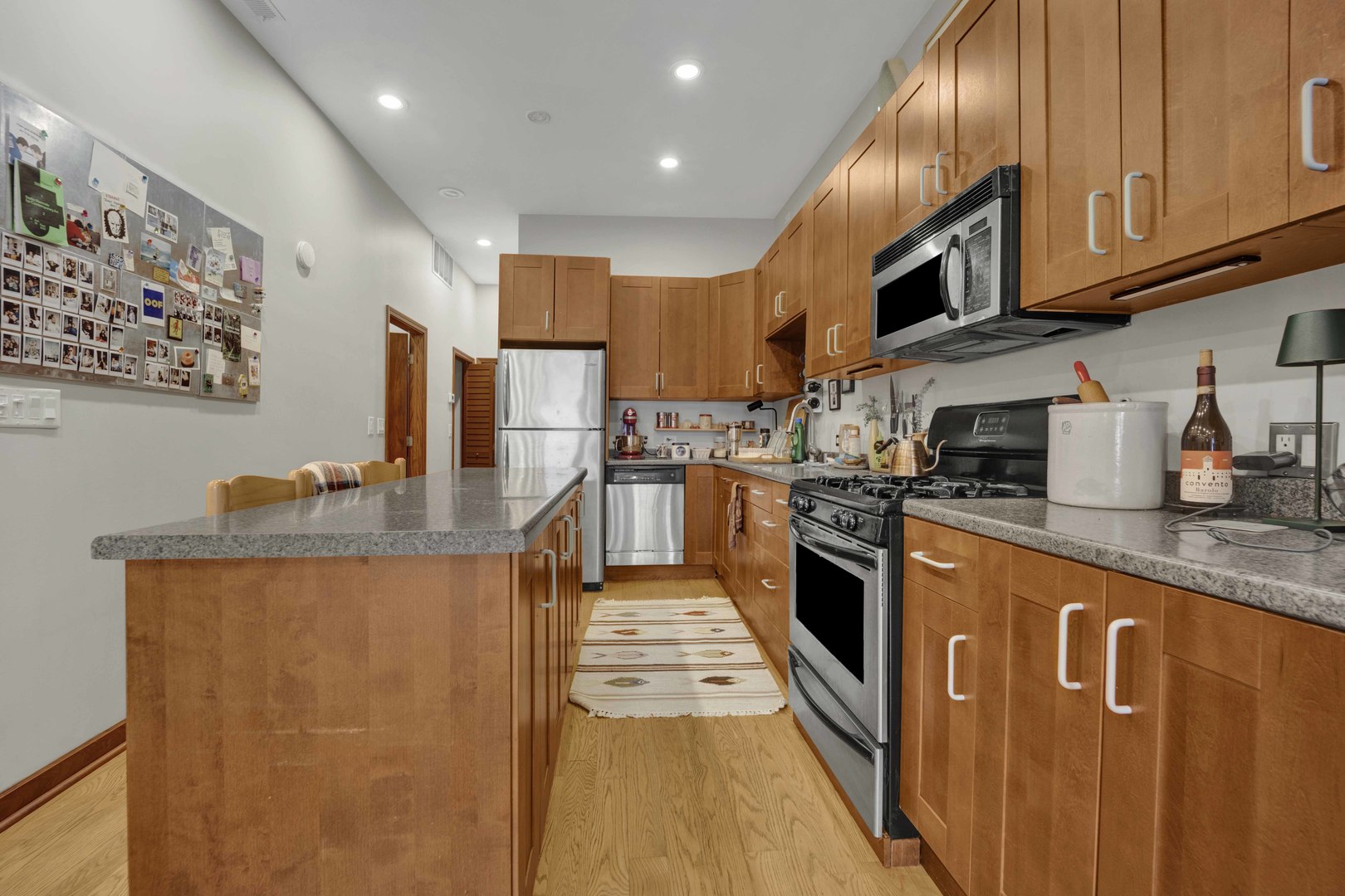 1111 N Mozart Street Unit: 2