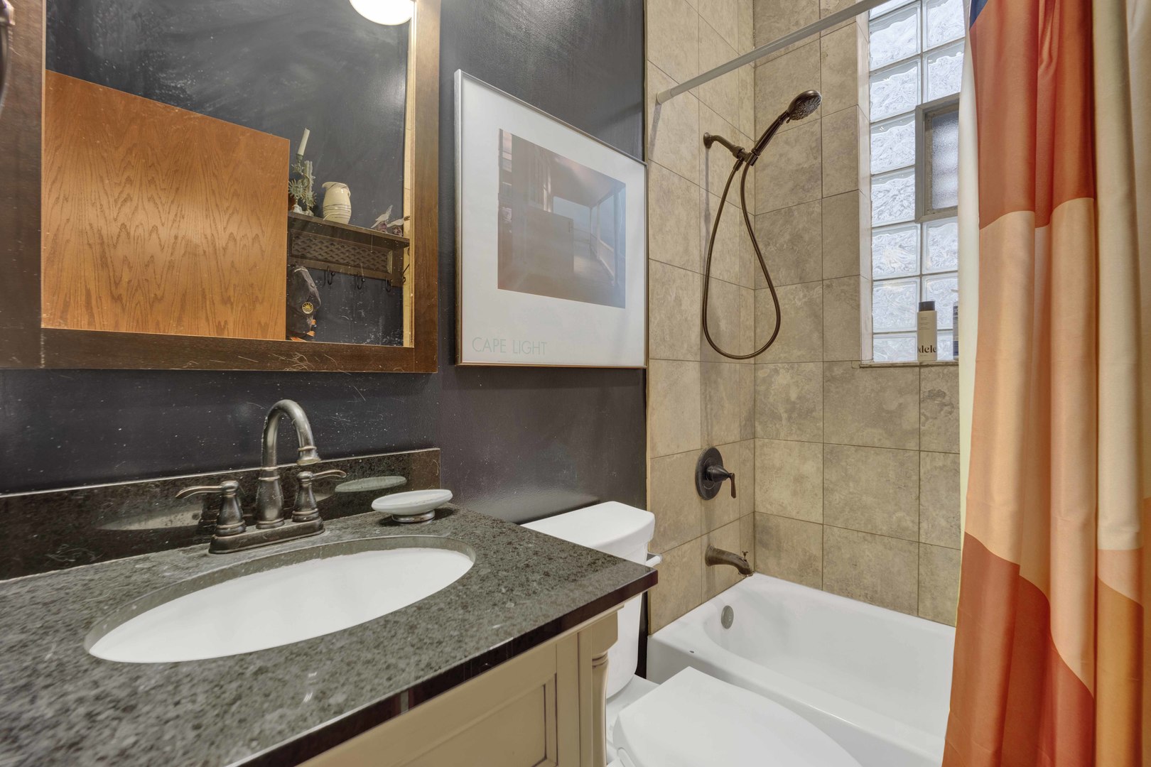 1111 N Mozart Street Unit: 2