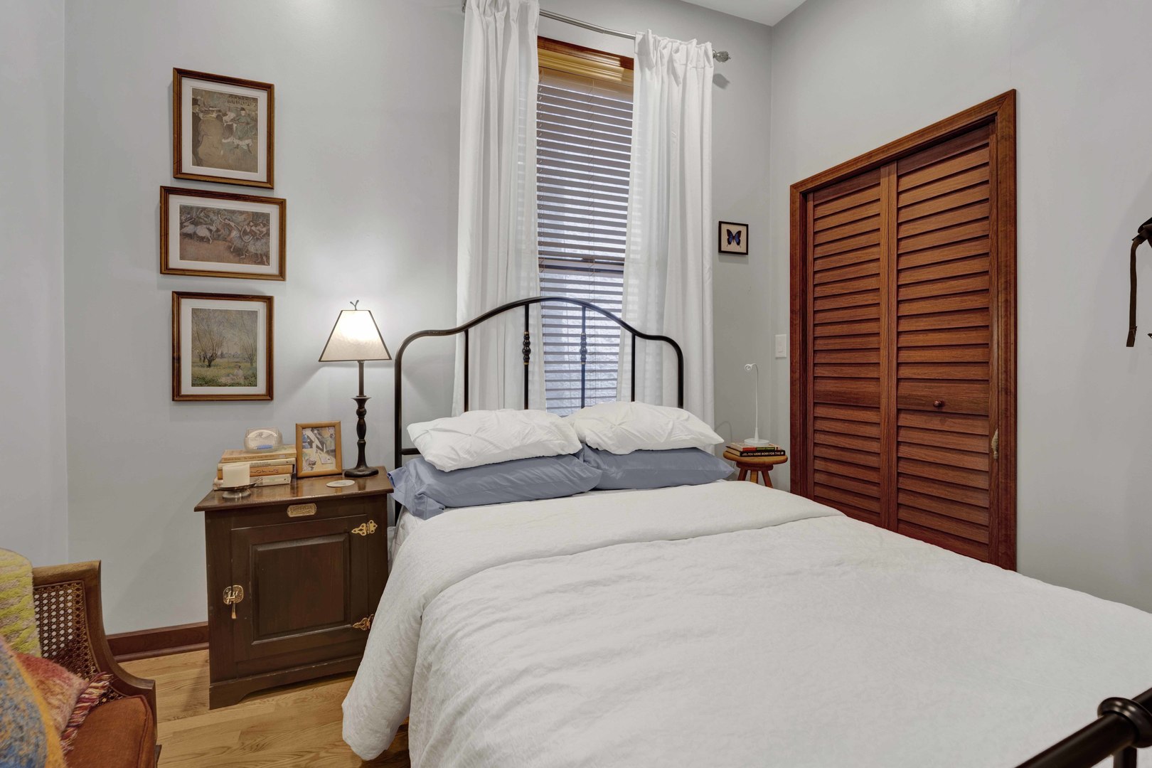 1111 N Mozart Street Unit: 2