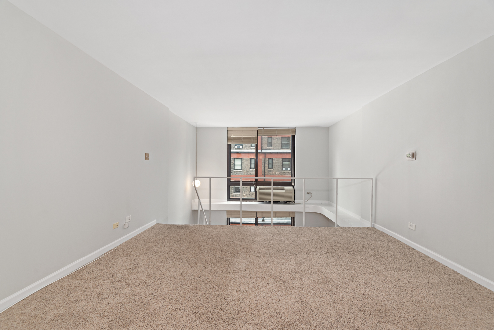 1221 N Dearborn Parkway Unit: 806S