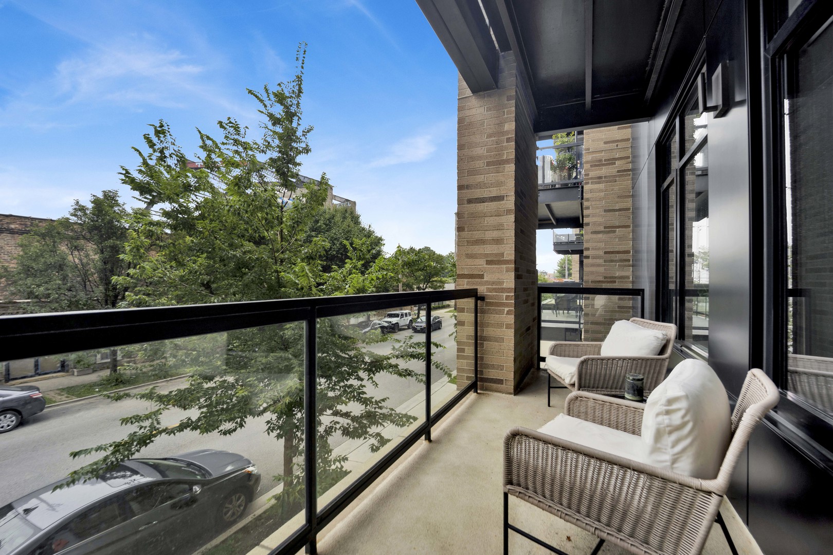 1701 W Webster Avenue Unit: 205