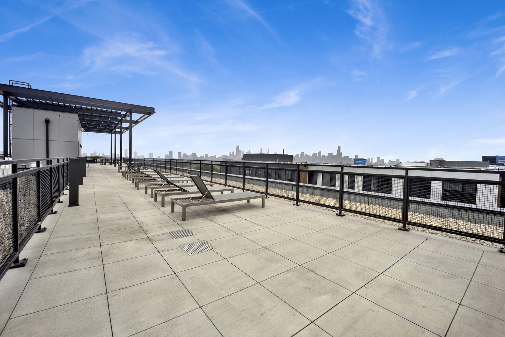 1701 W Webster Avenue Unit: 205