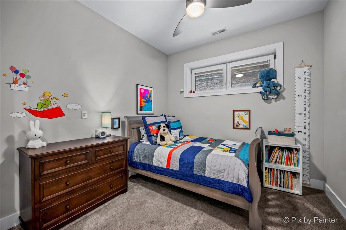 4713 N Damen Avenue Unit: 1N