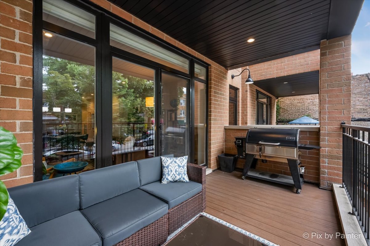 4713 N Damen Avenue Unit: 1N
