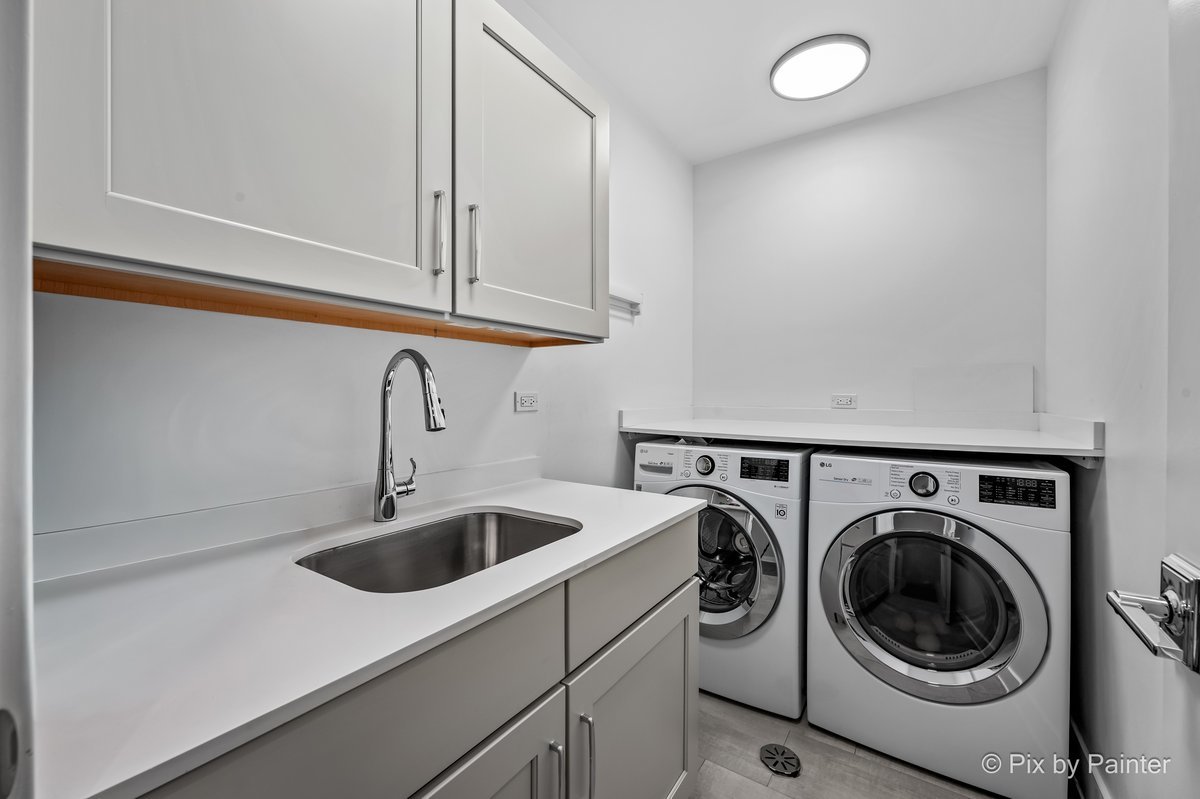 4713 N Damen Avenue Unit: 1N