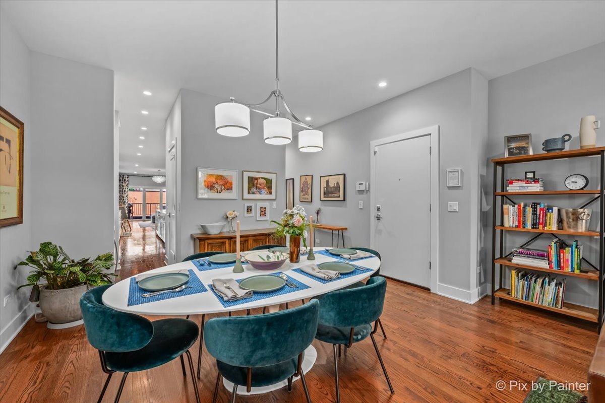4713 N Damen Avenue Unit: 1N