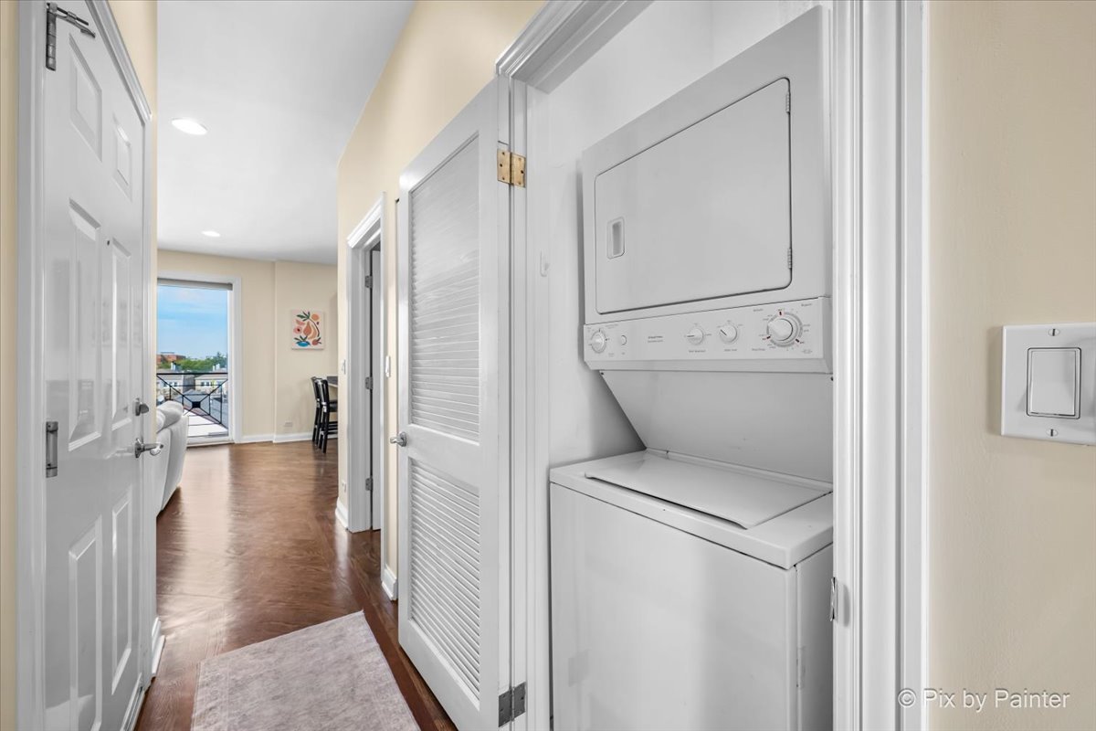 1541 W CHESTNUT Street Unit: 4