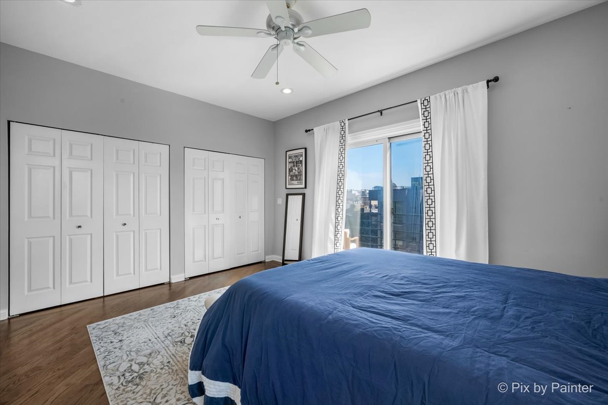1541 W CHESTNUT Street Unit: 4