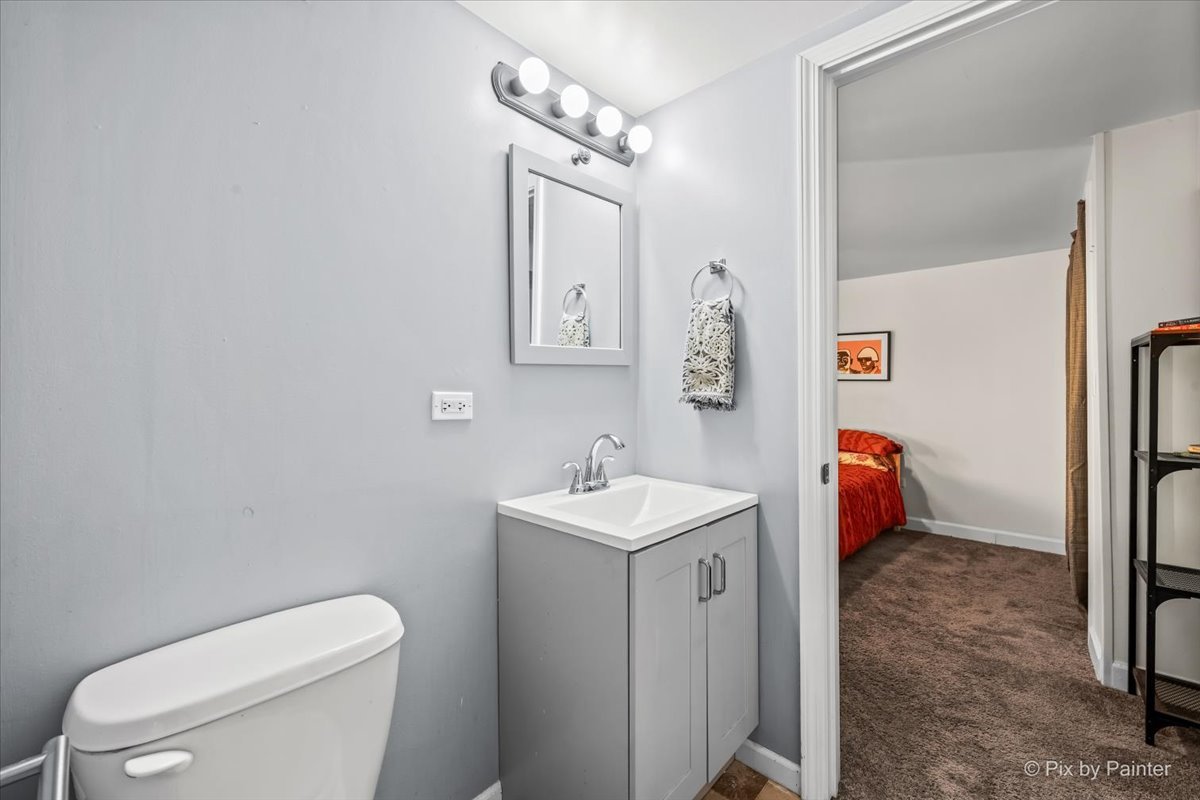 1745 W 18th Place Unit: 1R