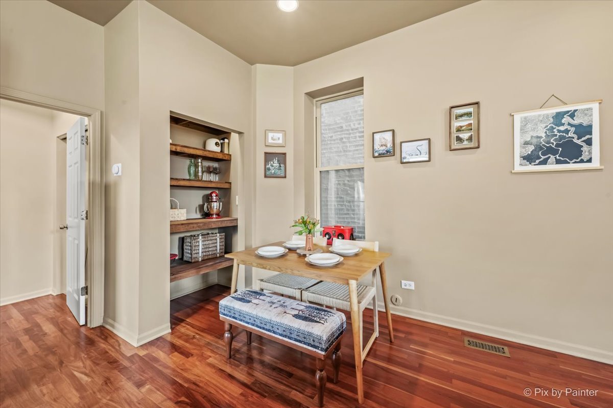 1745 W 18th Place Unit: 1R