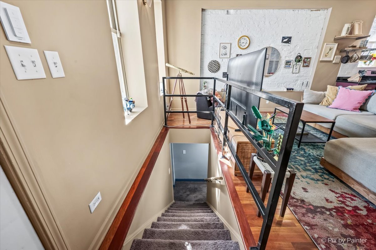 1745 W 18th Place Unit: 1R