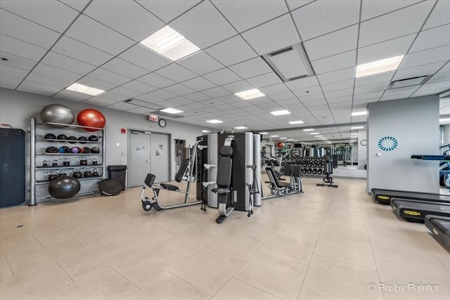 1211 S Prairie Avenue Unit: 5400